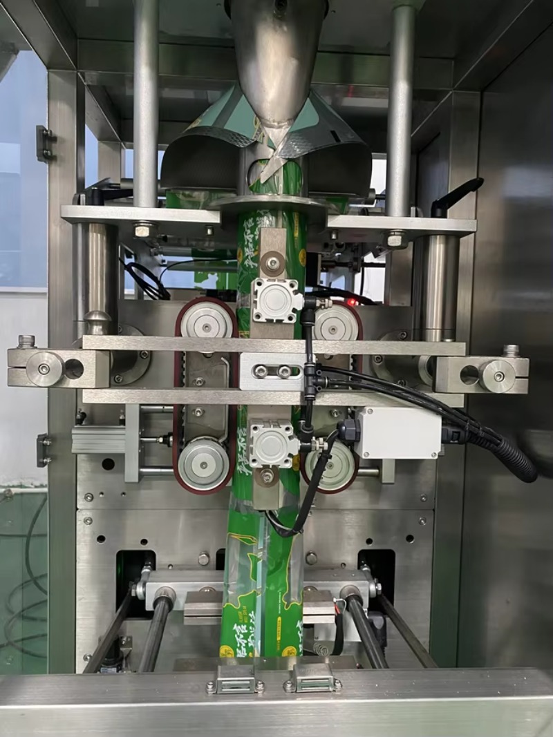 Vertical Packing Machine with  - Food Packed Snacks reseña y precio